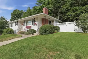 28 Hilltop Cir, Worcester, MA 01609 - Photo 32