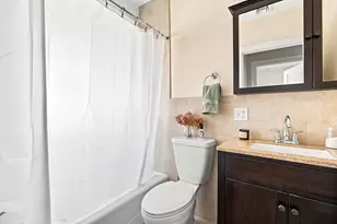29 Elmwood St, Somerville, MA 02144 - Photo 24