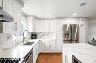 7 Alyssum, Billerica, MA 01821 - Photo 8