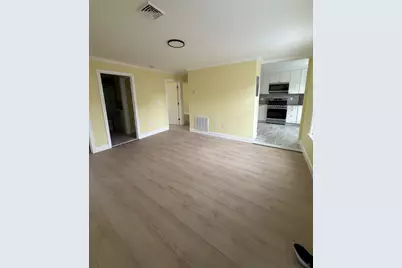 69 Jencks St #2, Fall River, MA 02723 - Photo 2