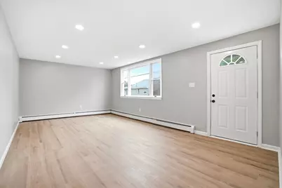 113 Liberty St, Lowell, MA 01851 - Photo 36