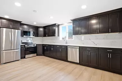 113 Liberty St, Lowell, MA 01851 - Photo 32