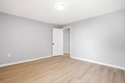 113 Liberty St, Lowell, MA 01851 - Photo 40