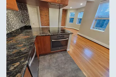 390 Riverway #16, Boston, MA 02115 - Photo 4