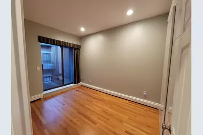 390 Riverway #16, Boston, MA 02115 - Photo 6