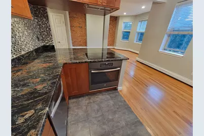 390 Riverway #16, Boston, MA 02115 - Photo 4