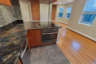 390 Riverway, Boston, MA 02115 - Photo 4