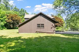 261 West St, Lunenburg, MA 01462 - Photo 6