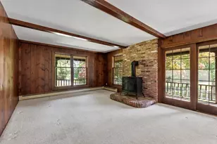 261 West St, Lunenburg, MA 01462 - Photo 14