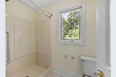 261 West St, Lunenburg, MA 01462 - Photo 32