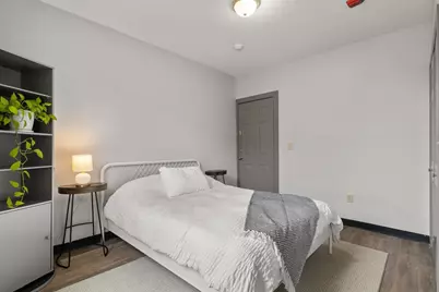 70 Russell St #6, Worcester, MA 01609 - Photo 6