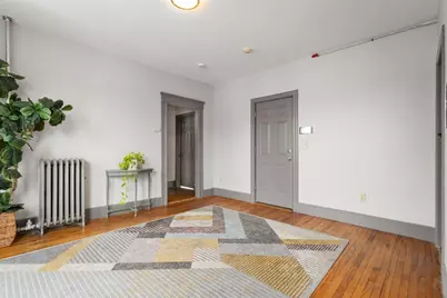 70 Russell St #6, Worcester, MA 01609 - Photo 4