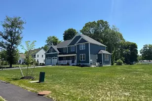 9 Earle Stewart Ln, Wrentham, MA 02093 - Photo 2