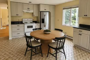 131 Whippoorwill Cir, Mashpee, MA 02649 - Photo 4