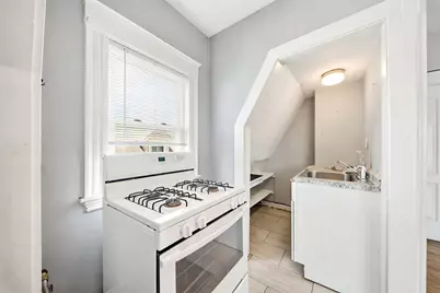 30 Irwin St #3, Winthrop, MA 02152 - Photo 4