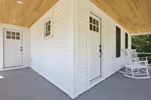 21 King St, Hanover, MA 02339 - Photo 4