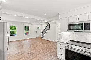 21 King St, Hanover, MA 02339 - Photo 10