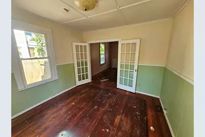 186 Burbank St, Pittsfield, MA 01201 - Photo 6