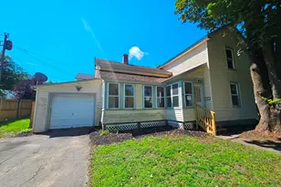 186 Burbank St, Pittsfield, MA 01201 - Photo 1