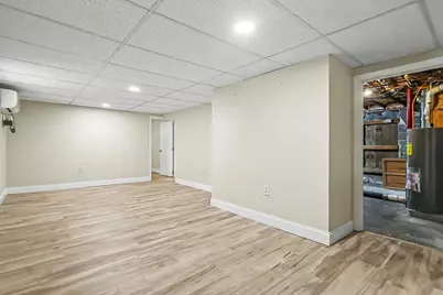 58 Saint Joseph Ave, Fitchburg, MA 01420 - Photo 18