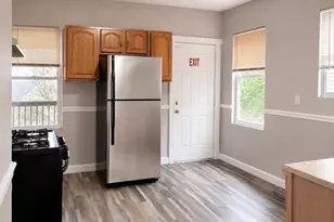 32 Callender St, Boston, MA 02124 - Photo 2
