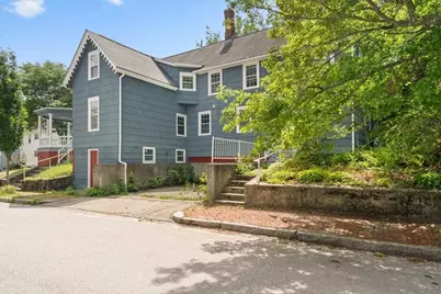 8 Crown St #8, Worcester, MA 01609 - Photo 4