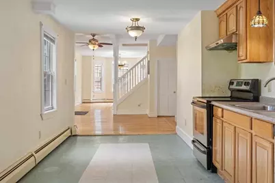 8 Crown St #8, Worcester, MA 01609 - Photo 16
