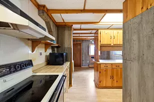 118 Blanchwood Ave, Chicopee, MA 01013 - Photo 8