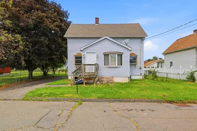 118 Blanchwood Ave, Chicopee, MA 01013 - Photo 2