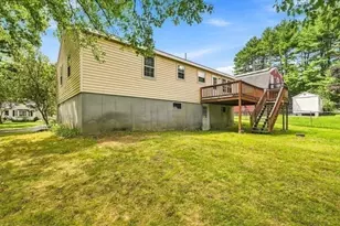 4 Picadilly St, Upton, MA 01568 - Photo 32