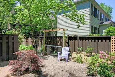 111 Trowbridge St #7, Cambridge, MA 02138 - Photo 30