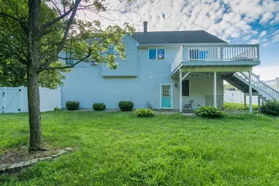 4 Phillips Place, Hadley, MA 01035 - Photo 8