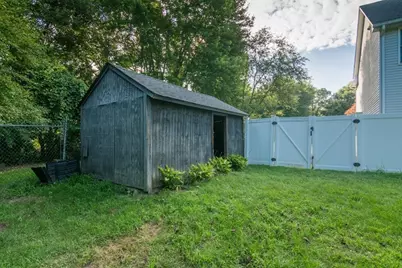 4 Phillips Place, Hadley, MA 01035 - Photo 10
