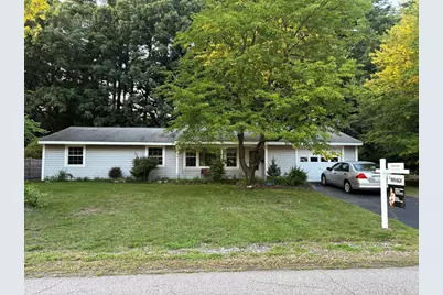 47 Eaton Rd, Framingham, MA 01701 - Photo 2