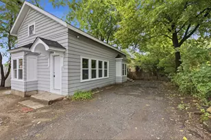 25 Redman Pl, Fitchburg, MA 01420 - Photo 2