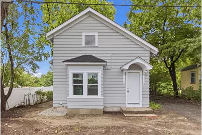 25 Redman Pl, Fitchburg, MA 01420 - Photo 1
