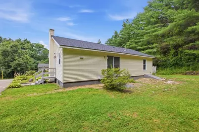 125 Glendale Cir, Ware, MA 01082 - Photo 10