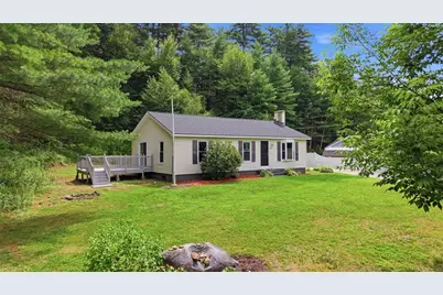 125 Glendale Cir, Ware, MA 01082 - Photo 2