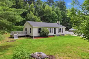 125 Glendale Cir, Ware, MA 01082 - Photo 2