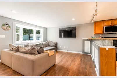 4 Standish Ave, Wareham, MA 02538 - Photo 4
