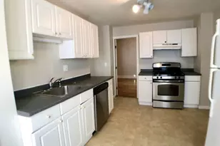 30 Harvey, Cambridge, MA 02140 - Photo 2