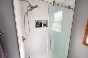 34 Old Plymouth St, East Bridgewater, MA 02333 - Photo 14