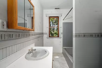 6 Indiana St, Worcester, MA 01604 - Photo 34