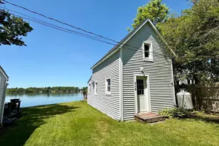 217 Middleboro Rd, Freetown, MA 02717 - Photo 6