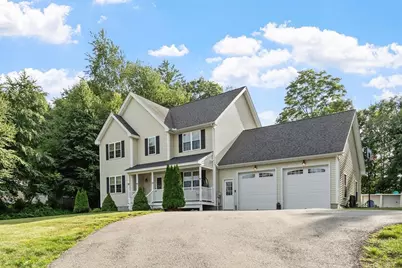 7 Richards Way, Lunenburg, MA 01462 - Photo 2