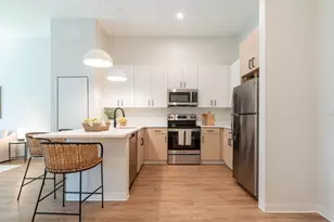 289 Walk Hill St, Boston, MA 02131 - Photo 2