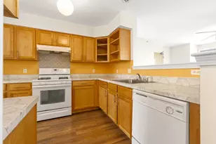 429 Border St, Boston, MA 02128 - Photo 12