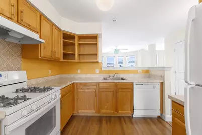 429 Border St #6, Boston, MA 02128 - Photo 14