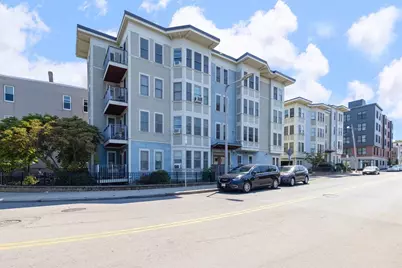 429 Border St #6, Boston, MA 02128 - Photo 2