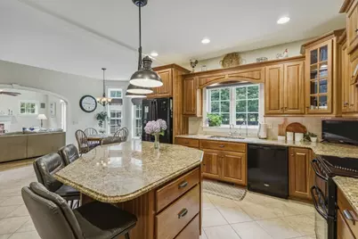 2 Bayberry Ln, Hadley, MA 01035 - Photo 12